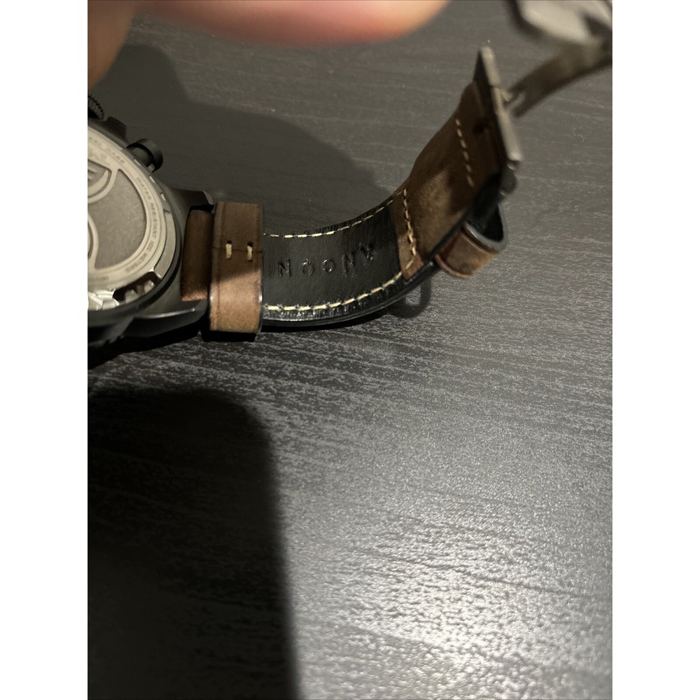Timecode Everest 1953 TC-1004-05 Leather Band Chronograph Watch Need New Battery - Picture 5 of 8